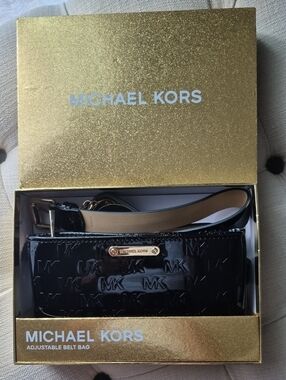 NWT Michael Kors Black Patent Belt Bag...Original Box